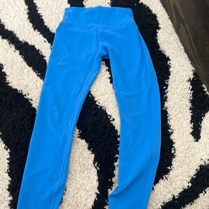 Lululemon blue Nile leggings high rise  align in size four!!
